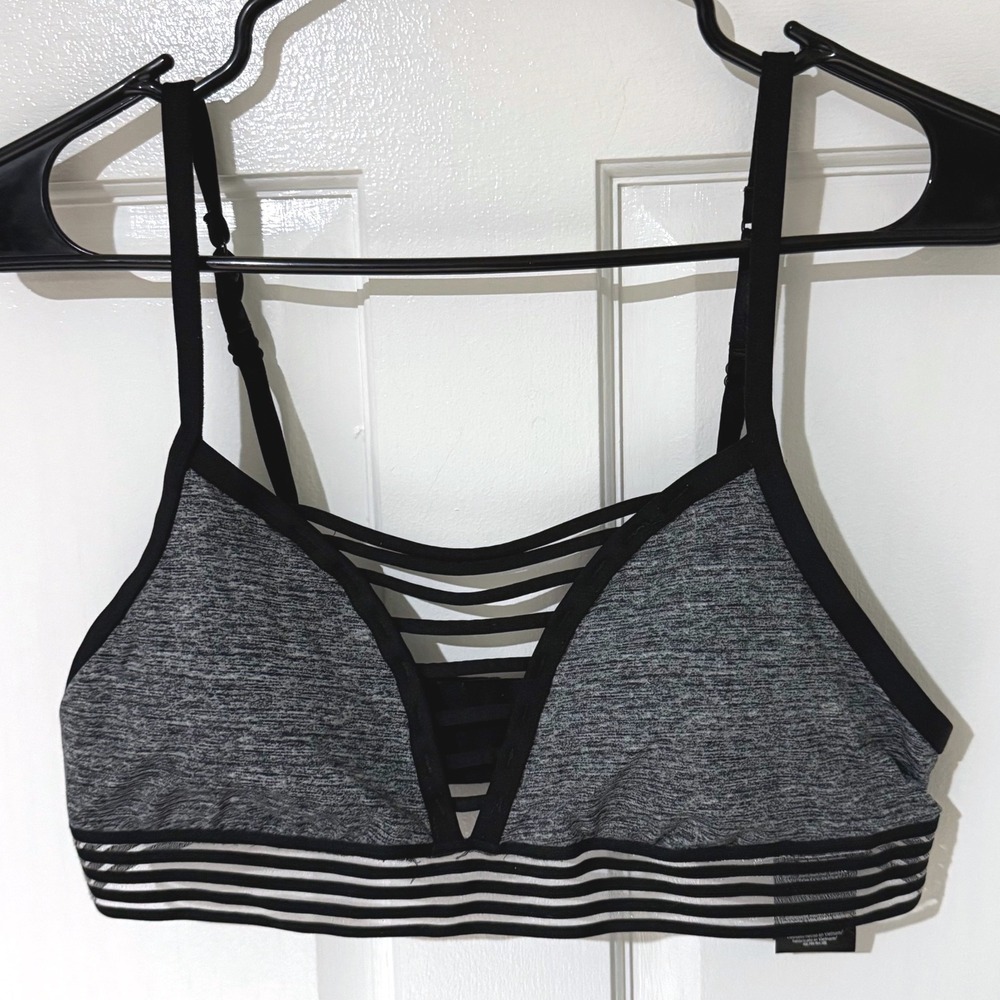 Pink Victoria's Secret Ultimate Sports Bra Grey Black Strappy Cage Front Large